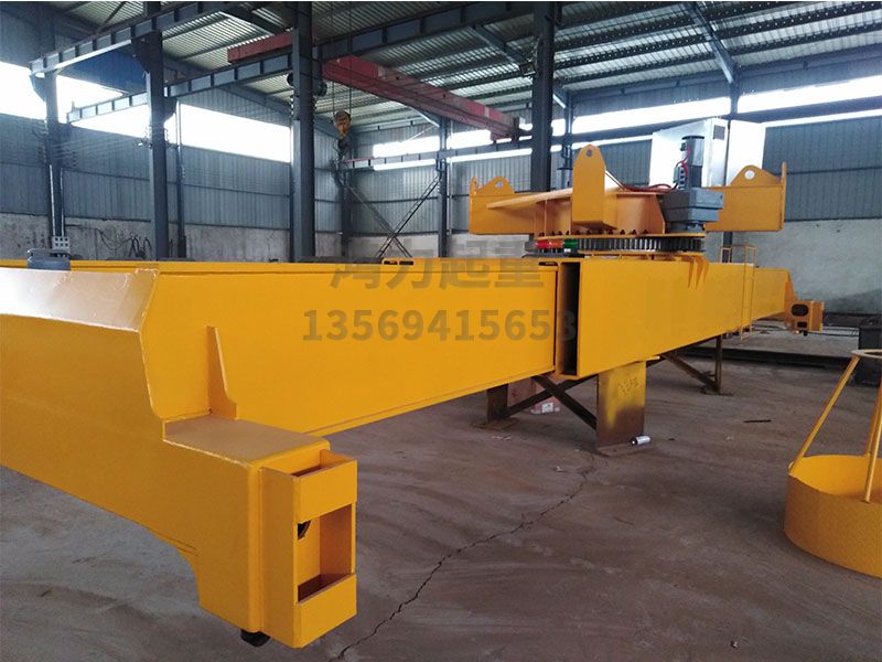 吊鉤式力矩電機防搖集裝箱吊具